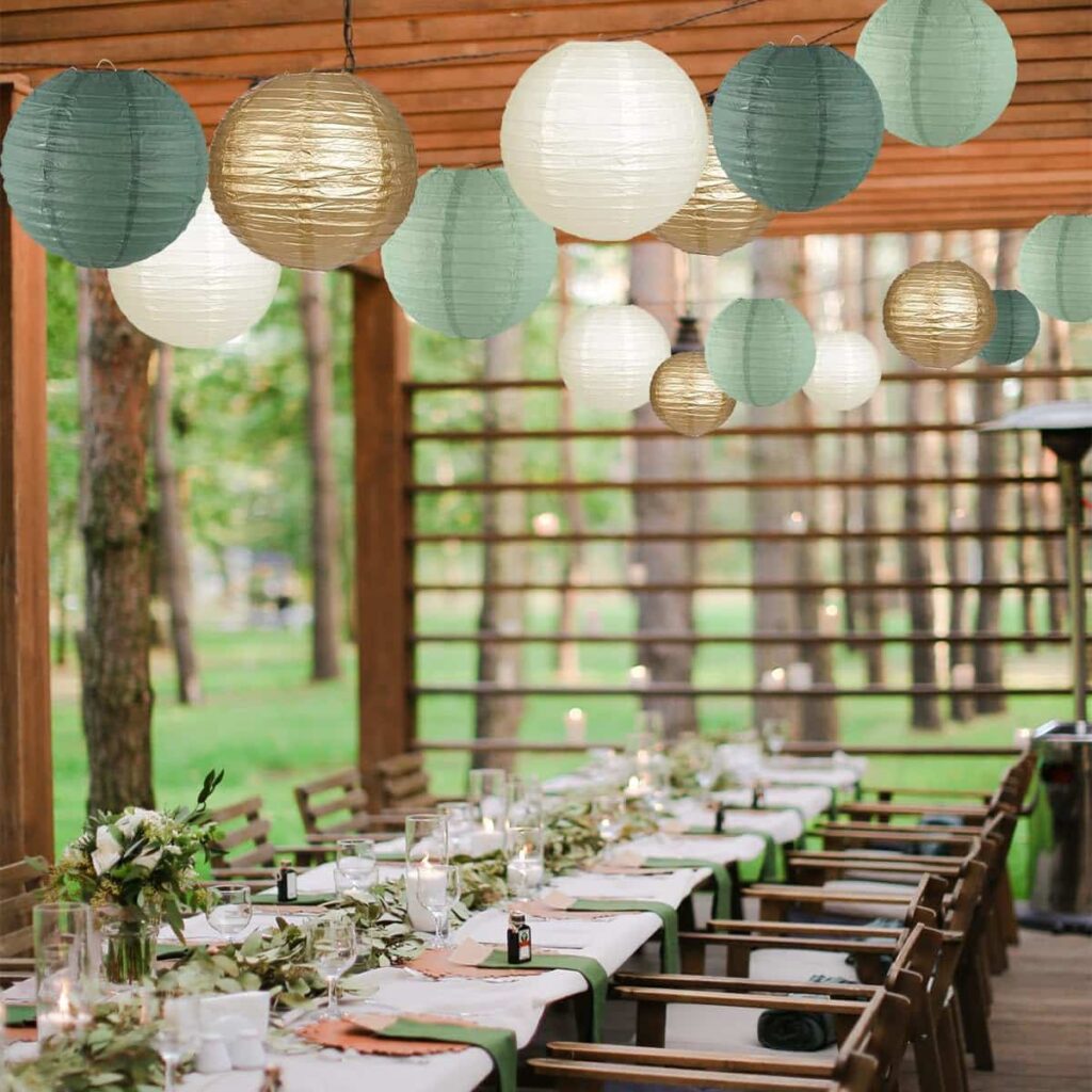 vintage wedding table paper lanterns